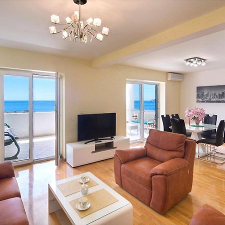 Family Apartment With Sea View Sveti Stefan Budva Exterior photo